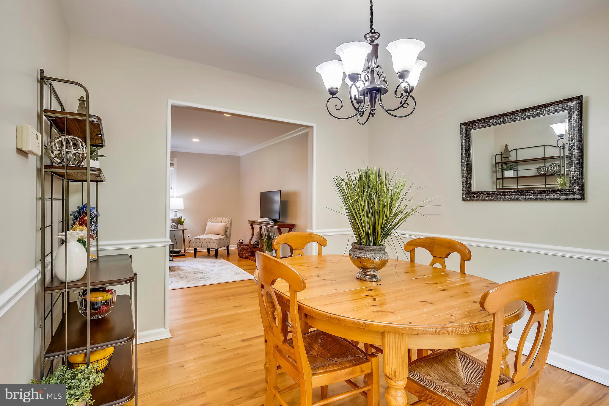 8844 Stark Road Annandale, VA 22003 - Photo 14 of 57 Large Dining Room has space for a hutch or buffet!