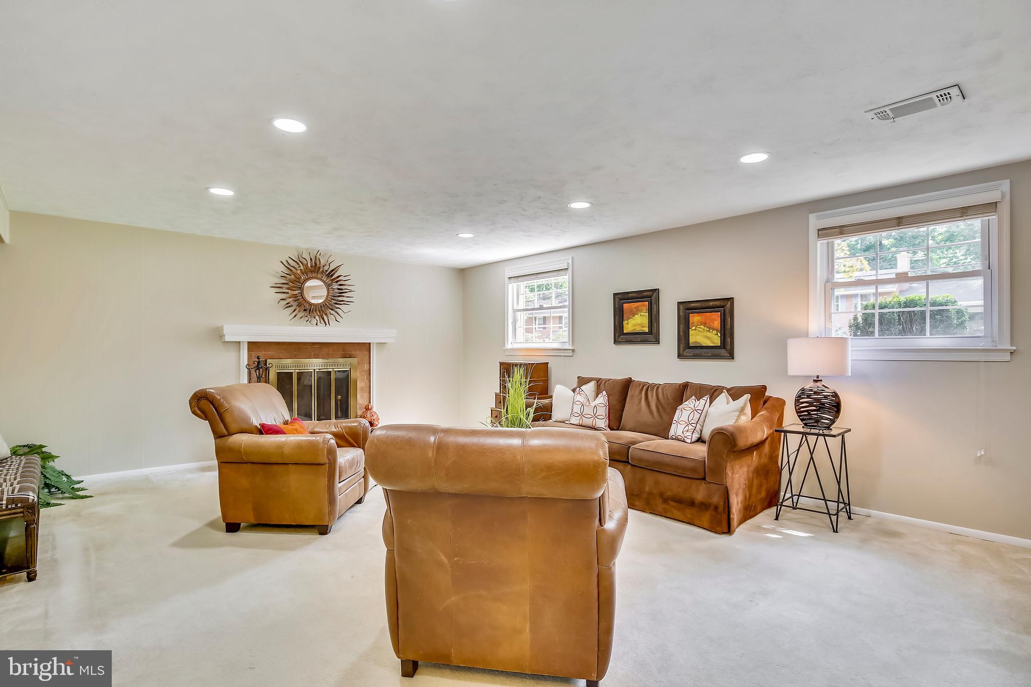 8844 Stark Road Annandale, VA 22003 - Photo 37 of 57 Fit a ton of family in this amazing Family Room!