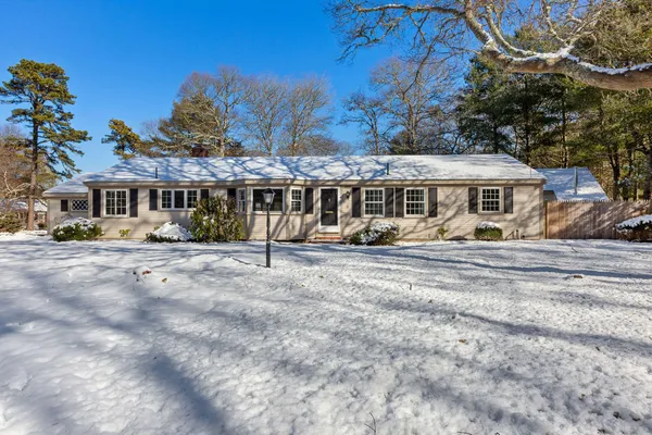 $830,000 | 200 Lumbert Mill Road, Centerville, MA 02632