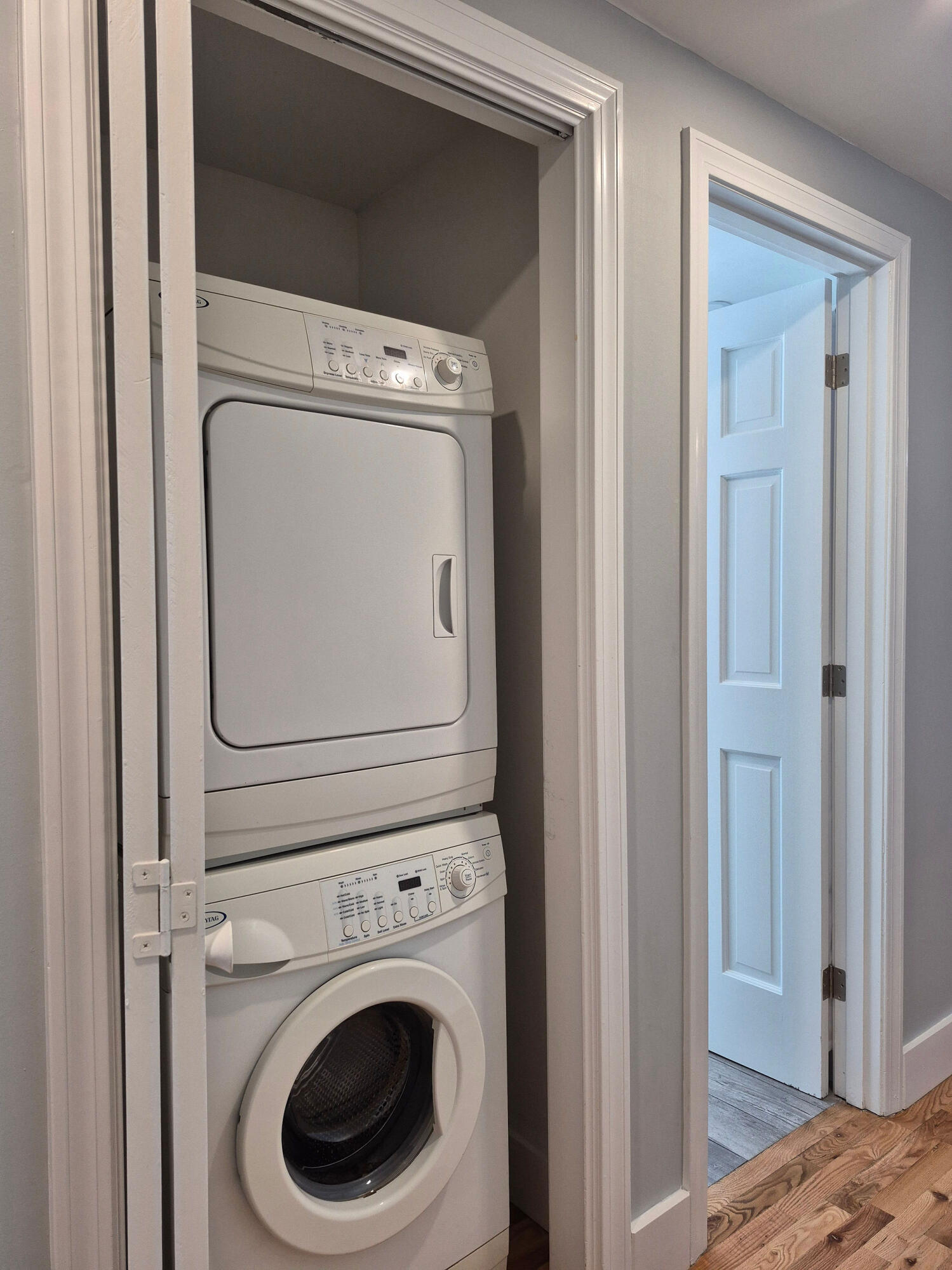 200 Lumbert Mill Road Centerville, MA 02632 - Photo 43 of 63 a view of a bedroom with washer and dryer