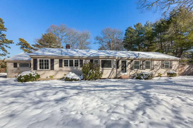 $925,000 | 200 Lumbert Mill Road, Centerville, MA 02632