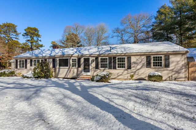 $925,000 | 200 Lumbert Mill Road, Centerville, MA 02632