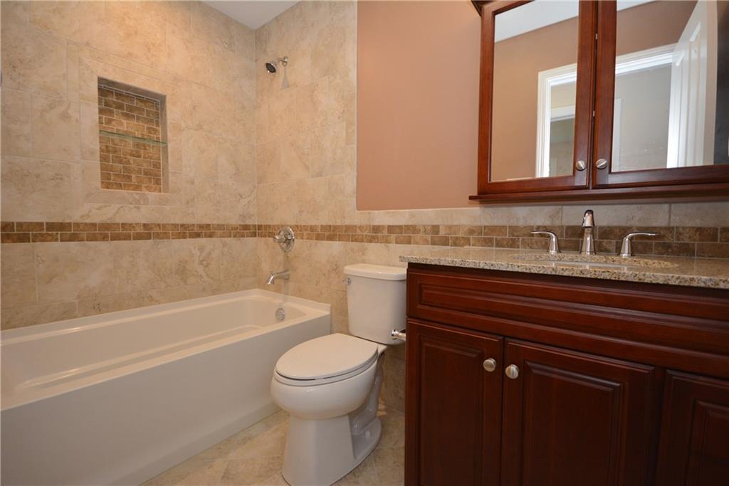 1148 Mohawk Road McDonald, PA 15057 - Photo 18 of 25 Main Bathroom