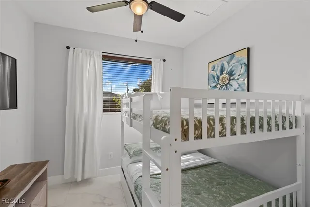 a view of an entryway with a livingroom