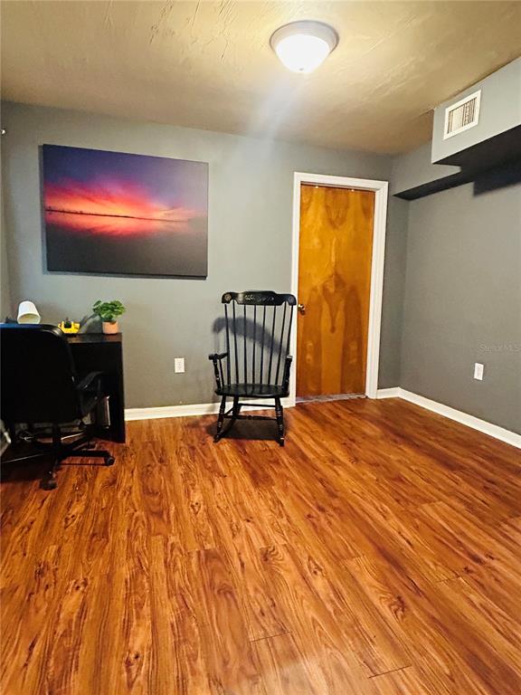 1027 Southeast 5th Avenue Gainesville, FL 32601 - Photo 4 of 19