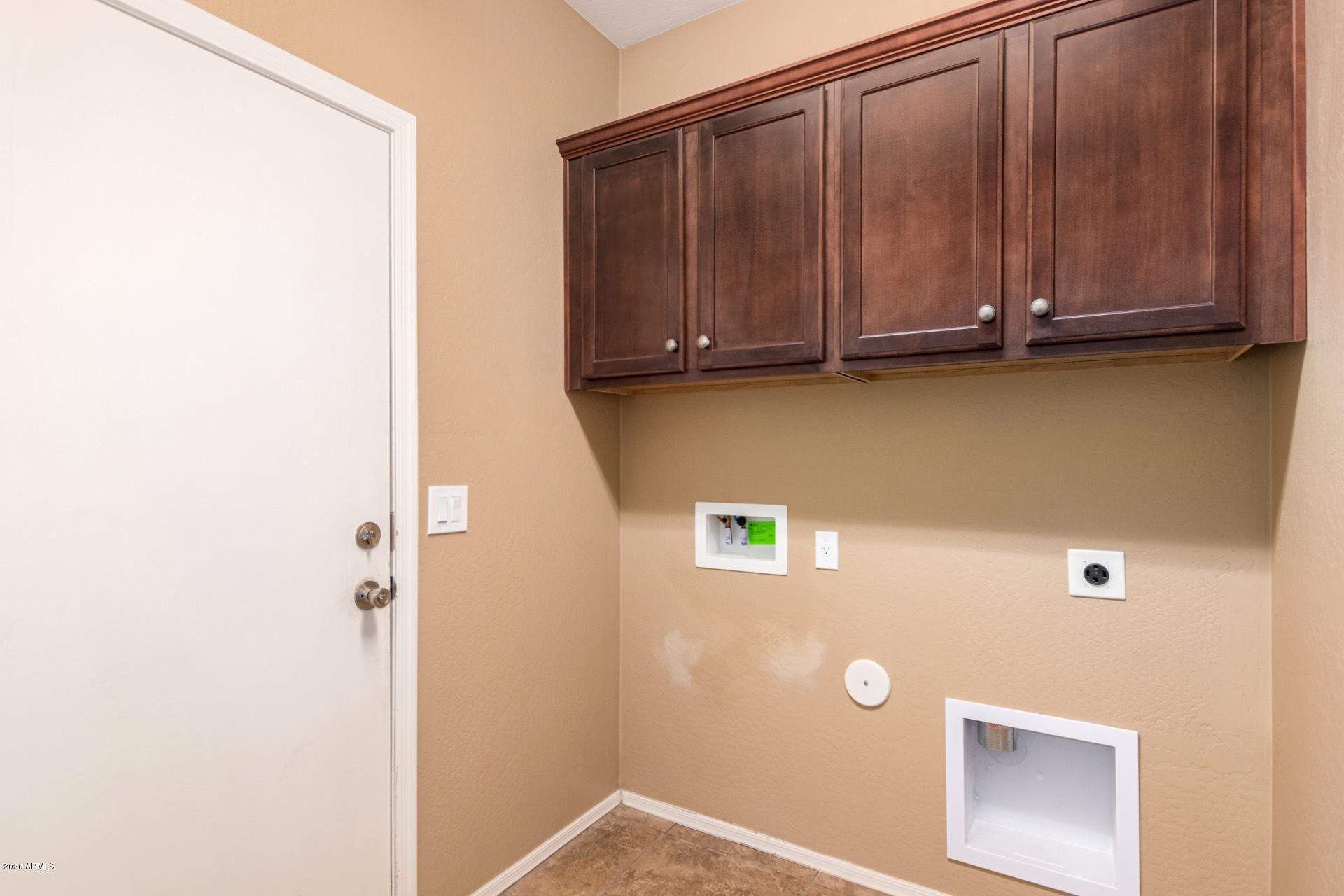 7543 West Darrel Road Laveen, AZ 85339 - Photo 18 of 27 r. Laundry