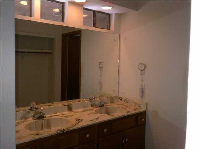 422 Pelham Road Fort Walton Beach, FL 32547 - Photo 17 of 25 Gallery Image 17