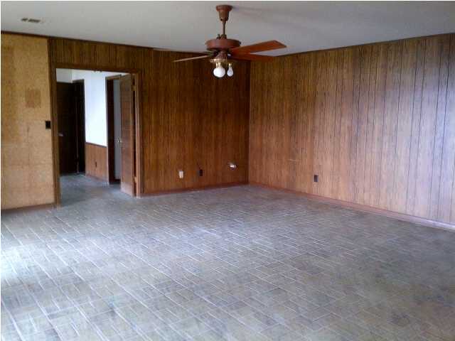 422 Pelham Road Fort Walton Beach, FL 32547 - Photo 19 of 25 Gallery Image 19