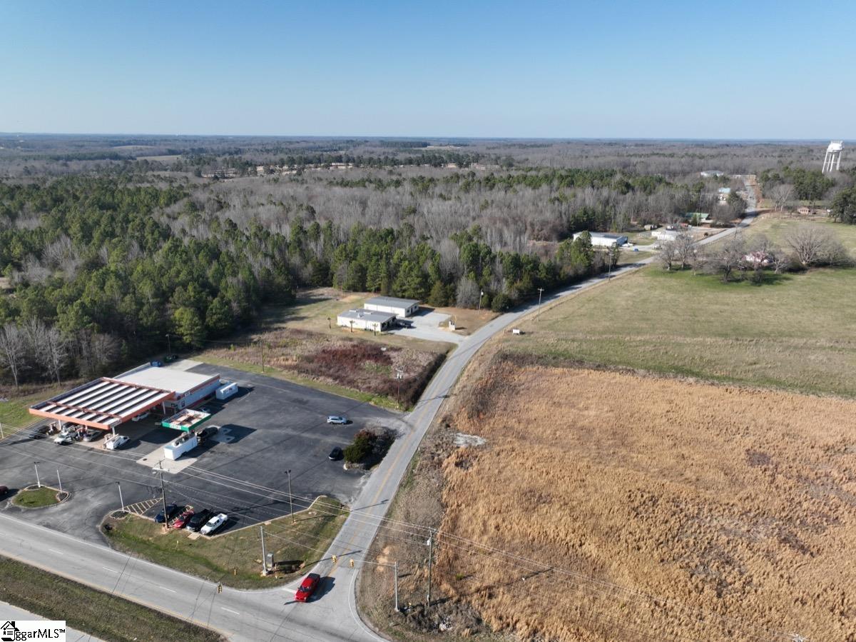 602 Templeton Road Laurens, SC 29360 - Photo 9 of 10