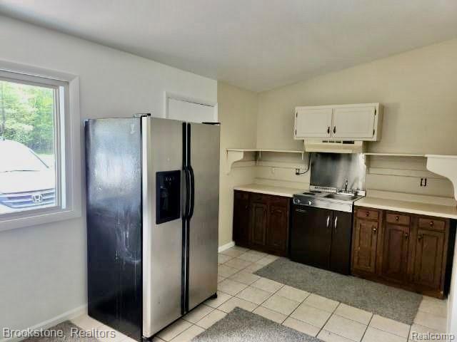 1447 North Black River Road Cheboygan, MI 49721 - Photo 25 of 30 Large Apartment/Motel room. Kitchen area.