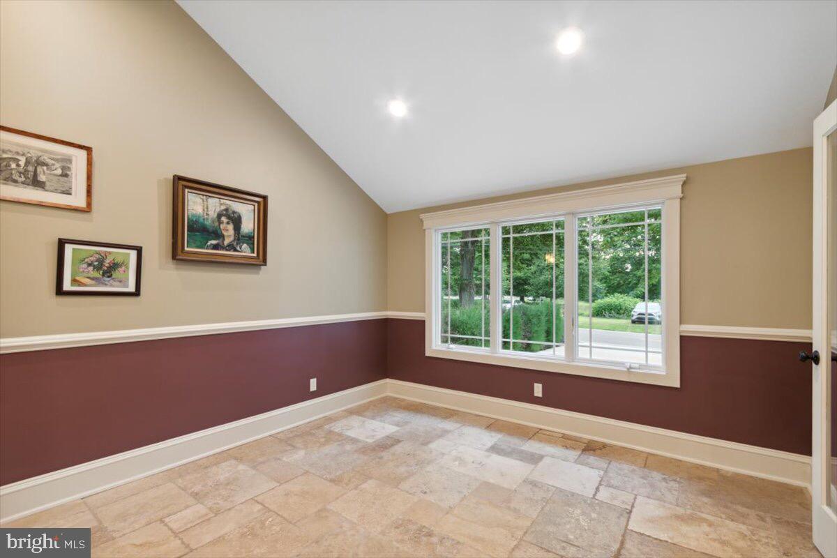 114 Wilburtha Road Ewing, NJ 08628 - Photo 11 of 27