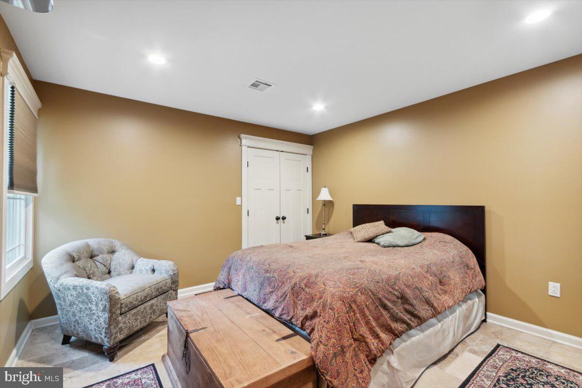 114 Wilburtha Road Ewing, NJ 08628 - Photo 17 of 27