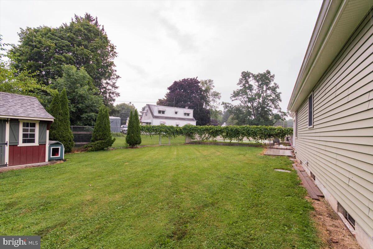 114 Wilburtha Road Ewing, NJ 08628 - Photo 23 of 27