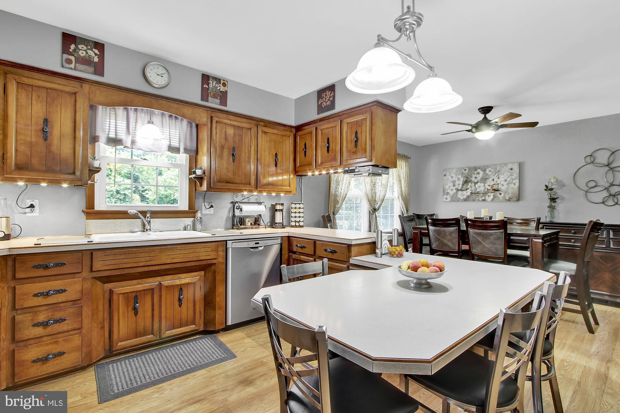 230 Bankert Road Hanover, PA 17331 - Photo 11 of 34 Kitchen