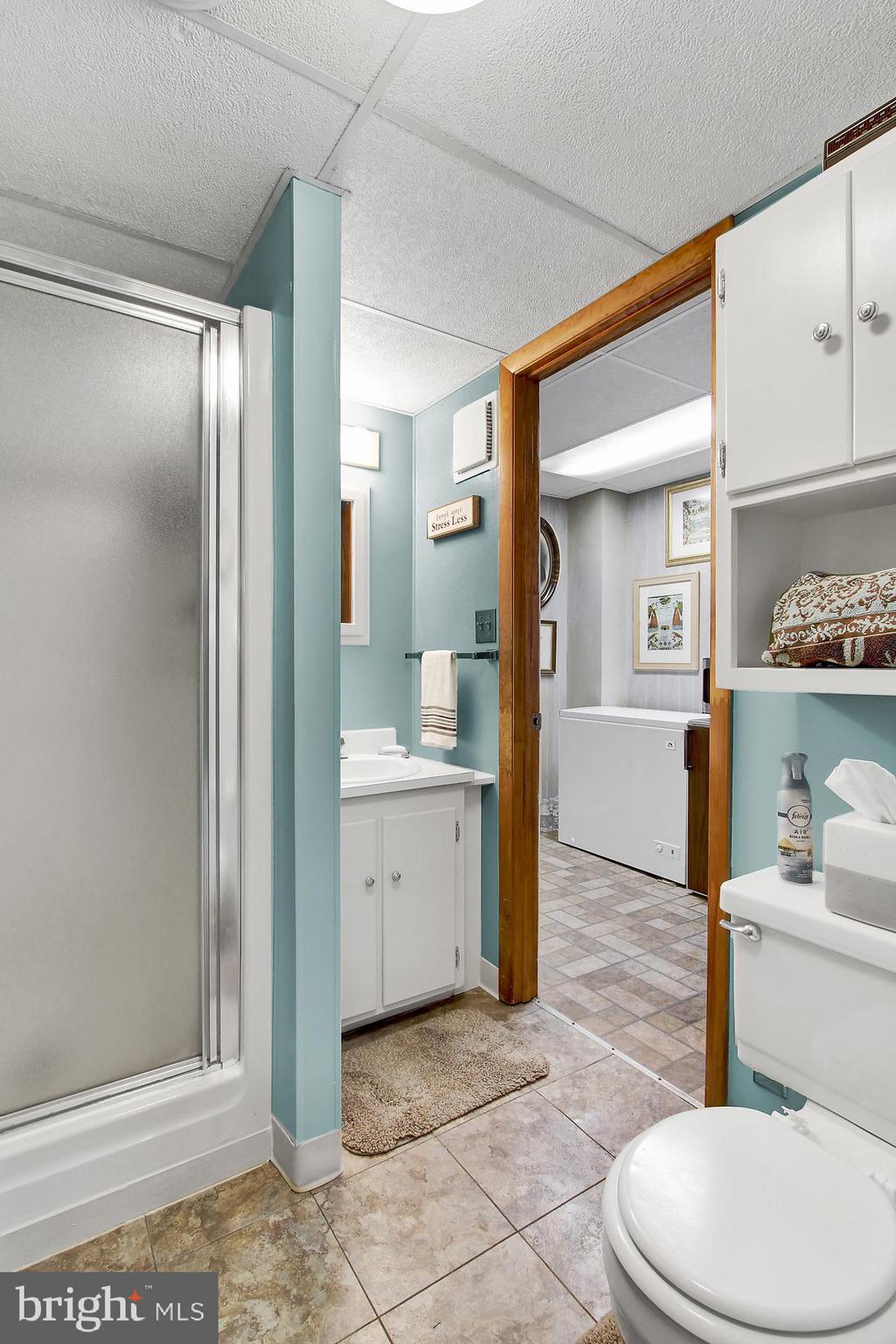 230 Bankert Road Hanover, PA 17331 - Photo 24 of 34 Full Bathroom