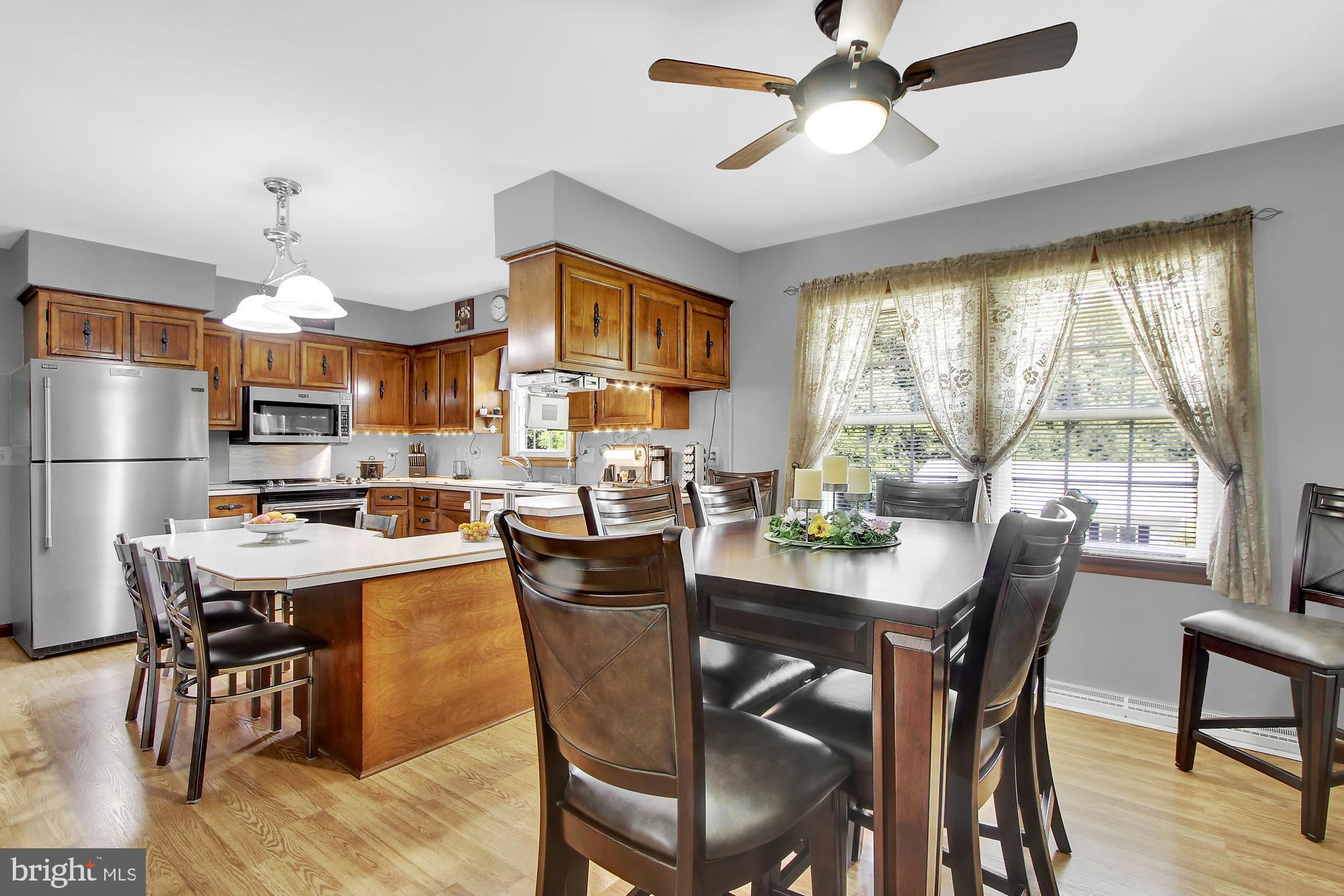 230 Bankert Road Hanover, PA 17331 - Photo 7 of 34 Dining Area off Kitchen