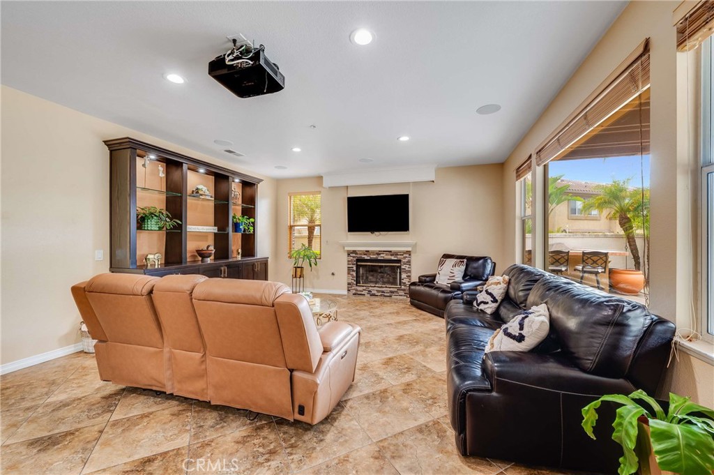 6137 Ridgemont Circle La Verne, CA 91750 - Photo 12 of 53 Family Room