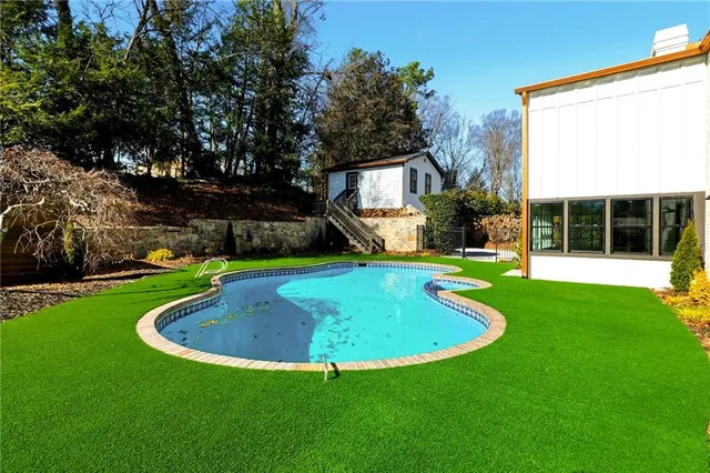 $2,250,000 | 4730 Paran Valley Northwest, Atlanta, GA 30327