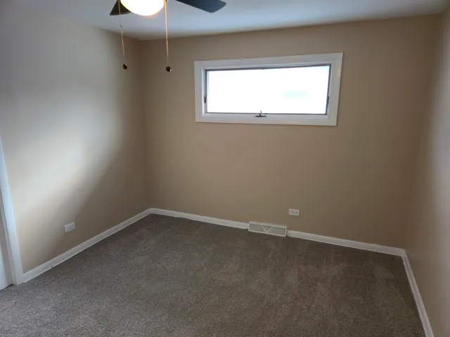 $284,900 | 14927 Kenton Avenue, Midlothian, IL 60445