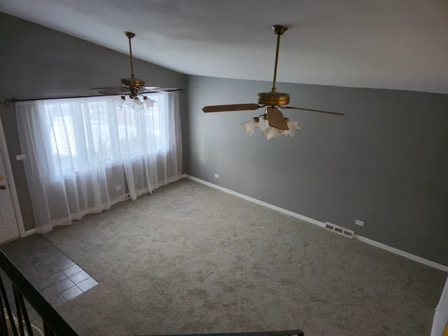 $284,900 | 14927 Kenton Avenue, Midlothian, IL 60445