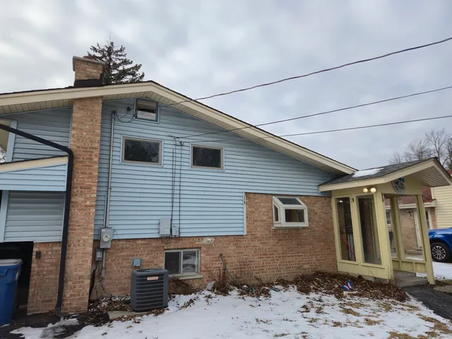 $284,900 | 14927 Kenton Avenue, Midlothian, IL 60445