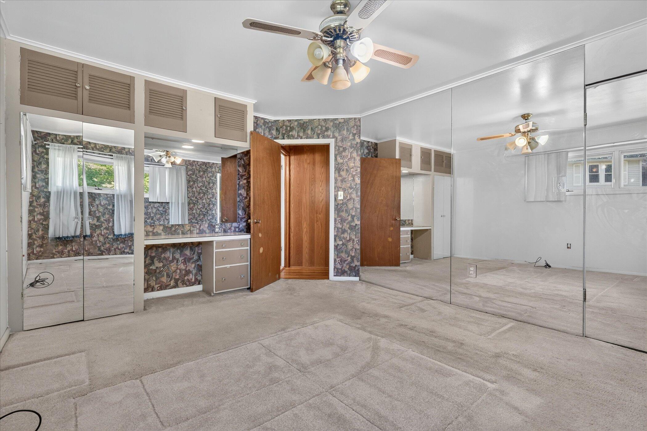 1051 Sylvan Road Benton Harbor, MI 49022 - Photo 18 of 48 21-1051-Sylvan-Rd-Benton-Harbor-MI-49022
