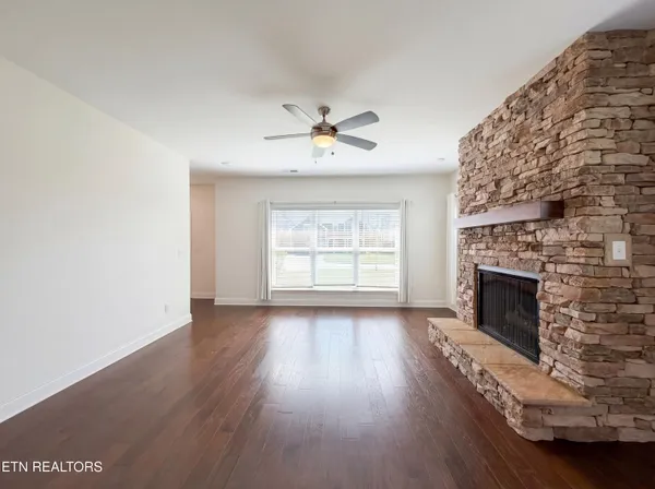 $613,000 | 2714 Green Ash Lane, Knoxville, TN 37932