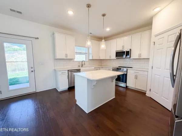 $613,000 | 2714 Green Ash Lane, Knoxville, TN 37932