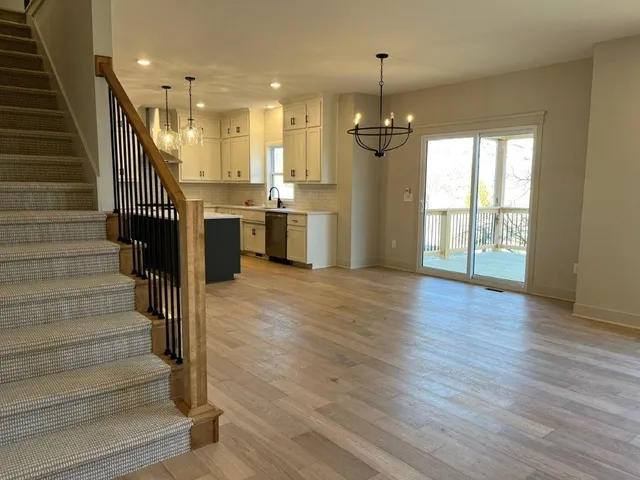 $618,000 | 13413 Oakridge Drive, Kearney, MO 64060