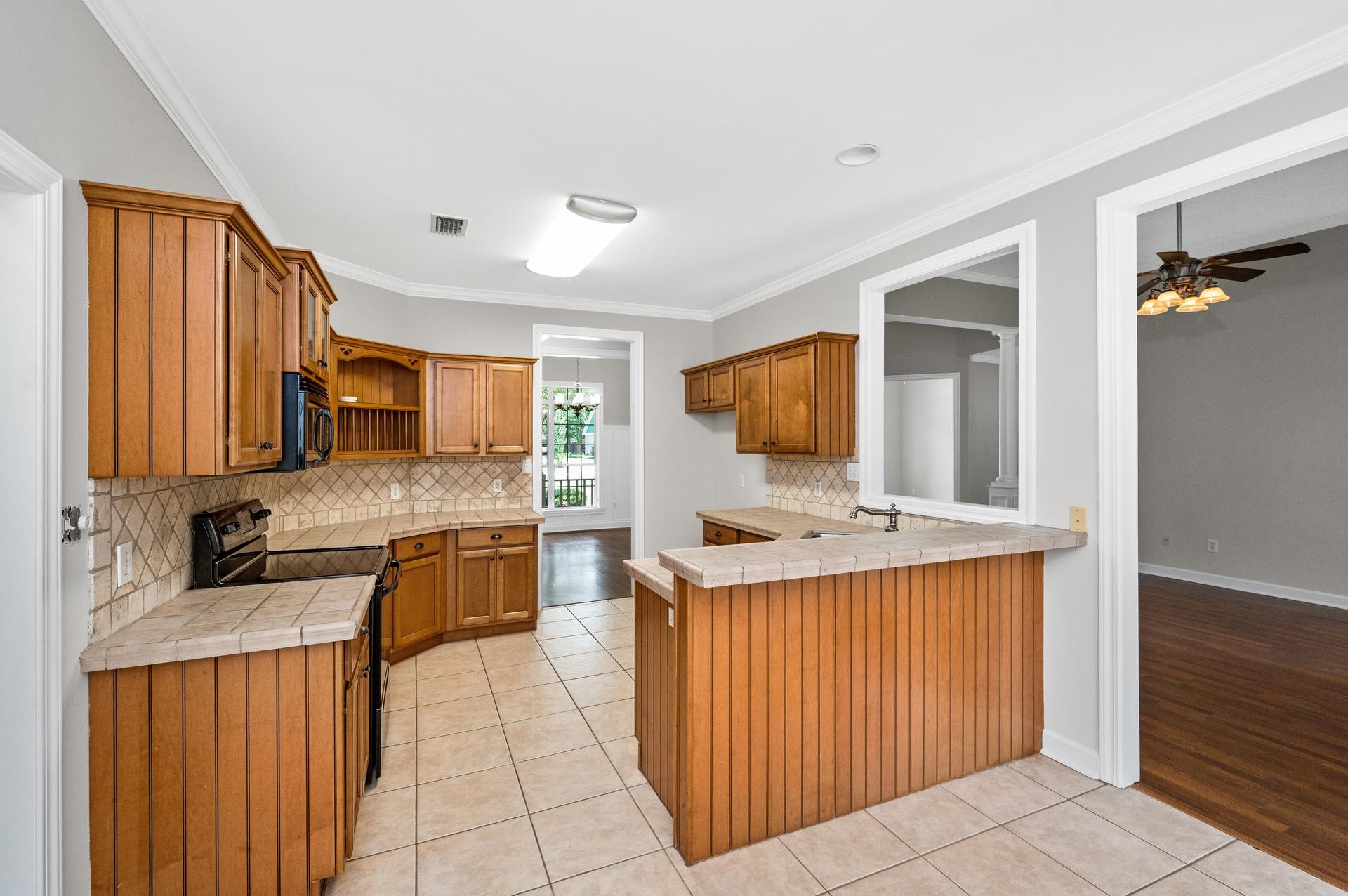 204 Oxford Way Foley, AL 36535 - Photo 12 of 49