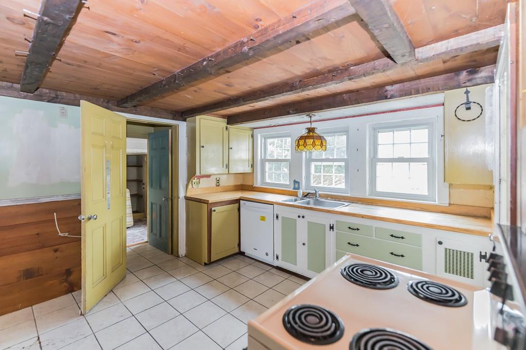 504 Main Street Wareham, MA 02571 - Photo 11 of 25 Gallery Image 11