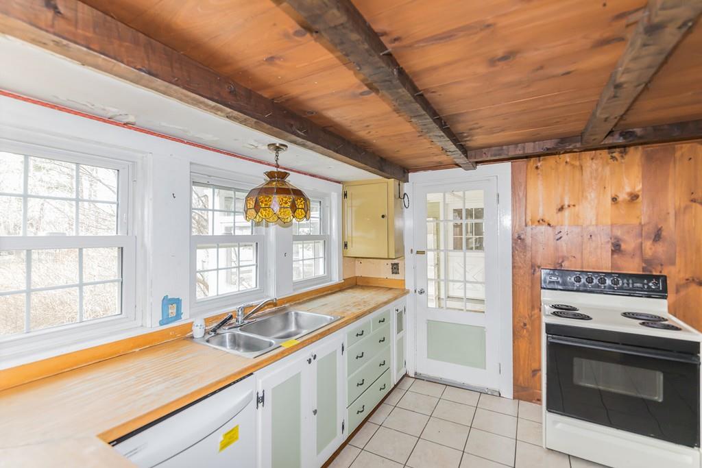 504 Main Street Wareham, MA 02571 - Photo 13 of 25 Gallery Image 13