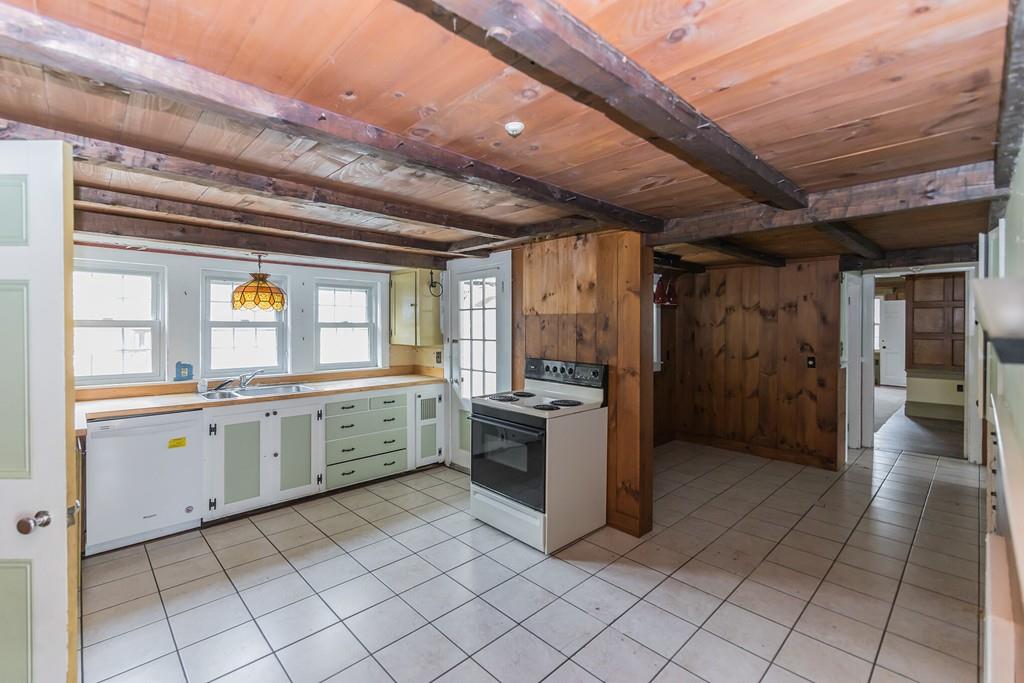 504 Main Street Wareham, MA 02571 - Photo 10 of 25 Gallery Image 10