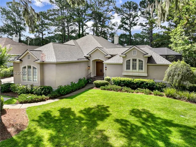 $1,019,000 | 15 Lexington Drive, Bluffton, SC 29910
