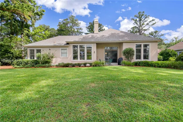 $1,019,000 | 15 Lexington Drive, Bluffton, SC 29910