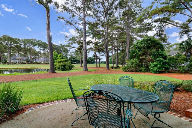 $1,019,000 | 15 Lexington Drive, Bluffton, SC 29910