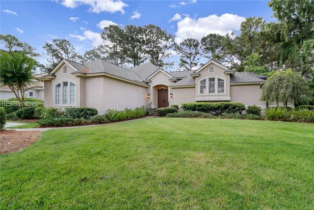 $1,019,000 | 15 Lexington Drive, Bluffton, SC 29910