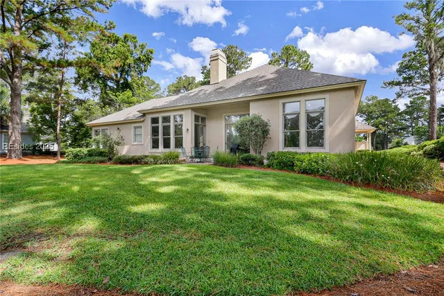 $1,019,000 | 15 Lexington Drive, Bluffton, SC 29910