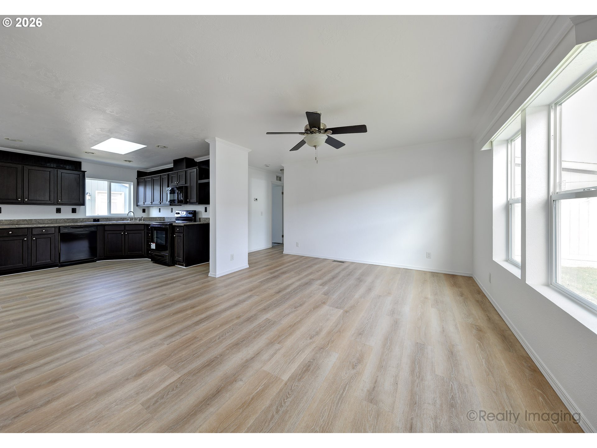 2020 12th Street Lebanon, OR 97355 - Photo 5 of 13