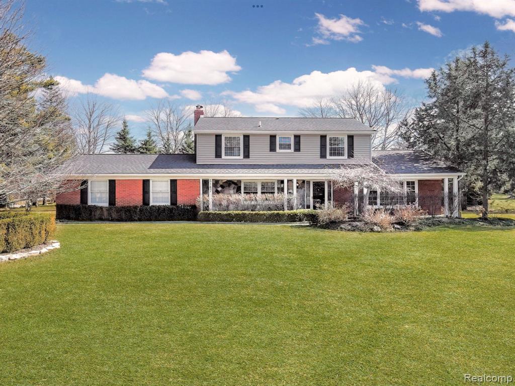 5187 Glengate Road Rochester, MI 48306 - Photo 1 of 51