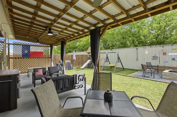 $329,900 | 309 La Dera Drive, Liberty Hill, TX 78642