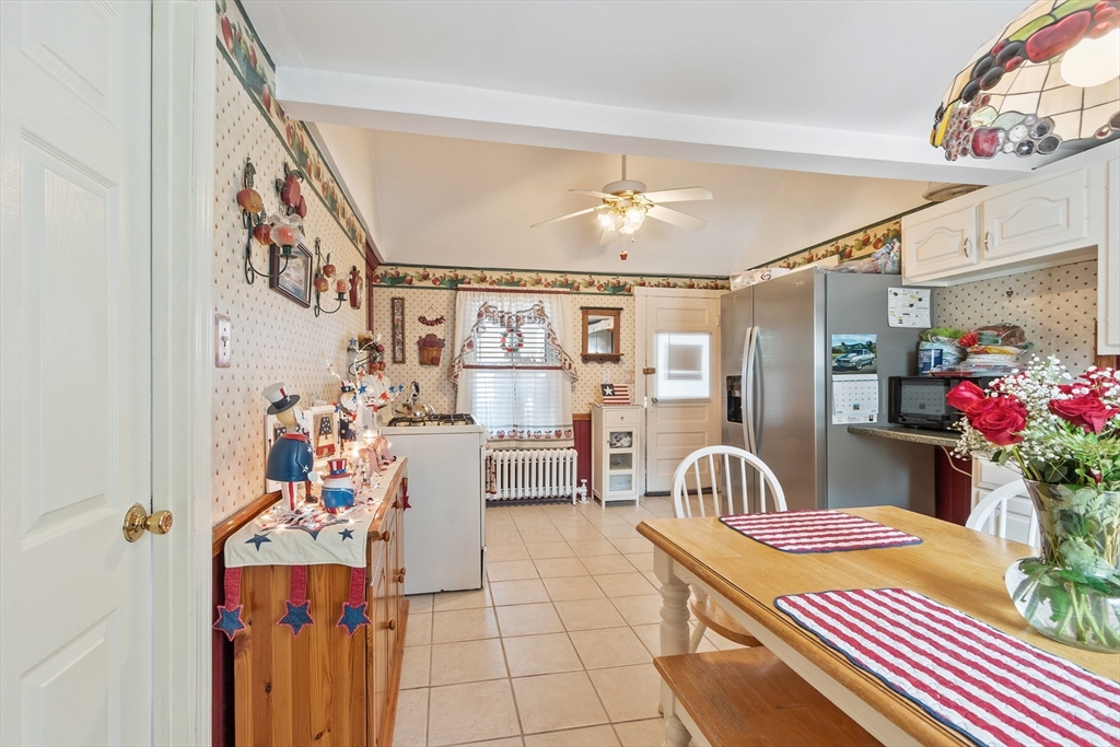 53 Corbett Street Lowell, MA 01852 - Photo 19 of 33