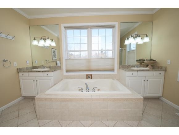 128 Economou Farm Road, Unit 128 South Burlington, VT 05403 - Photo 23 of 36 Gallery Image 23