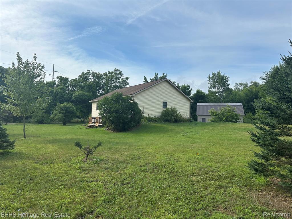 1921 North Gregory Road Fowlerville, MI 48836 - Photo 34 of 36 Gallery Image 34