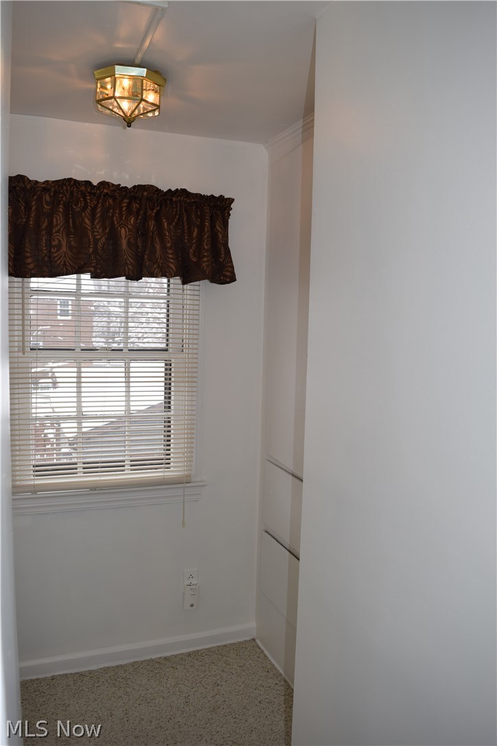 3666 Bainbridge Road Cleveland Heights, OH 44118 - Photo 16 of 30