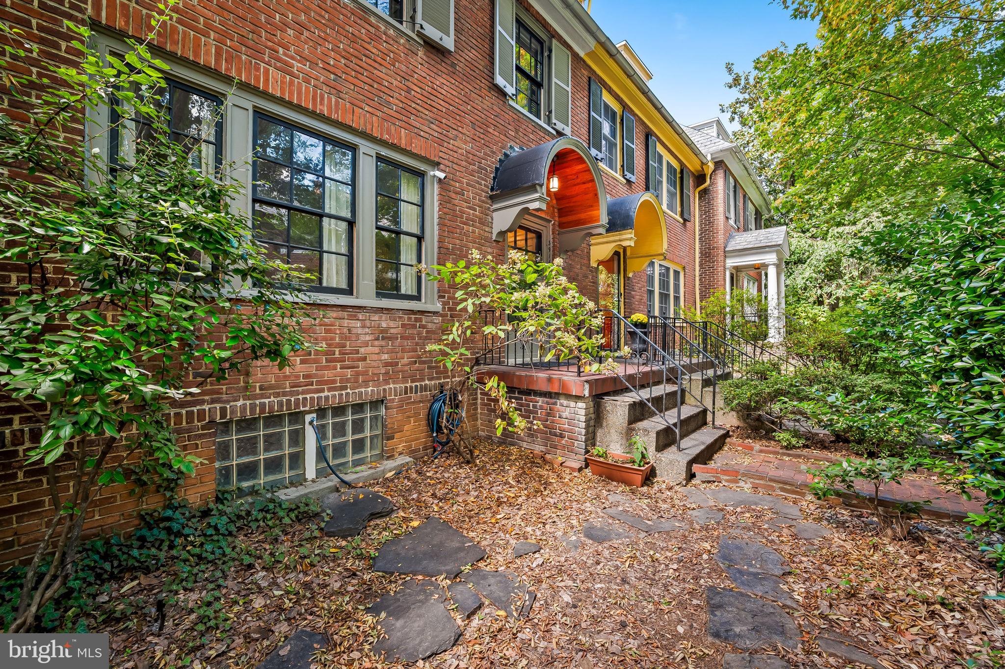 3916 Cloverhill Road Baltimore, MD 21218 - Photo 3 of 47 front view of a house with a yard