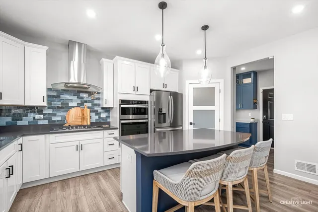 $750,000 | 3847 Gold Cup Lane, Naperville, IL 60564