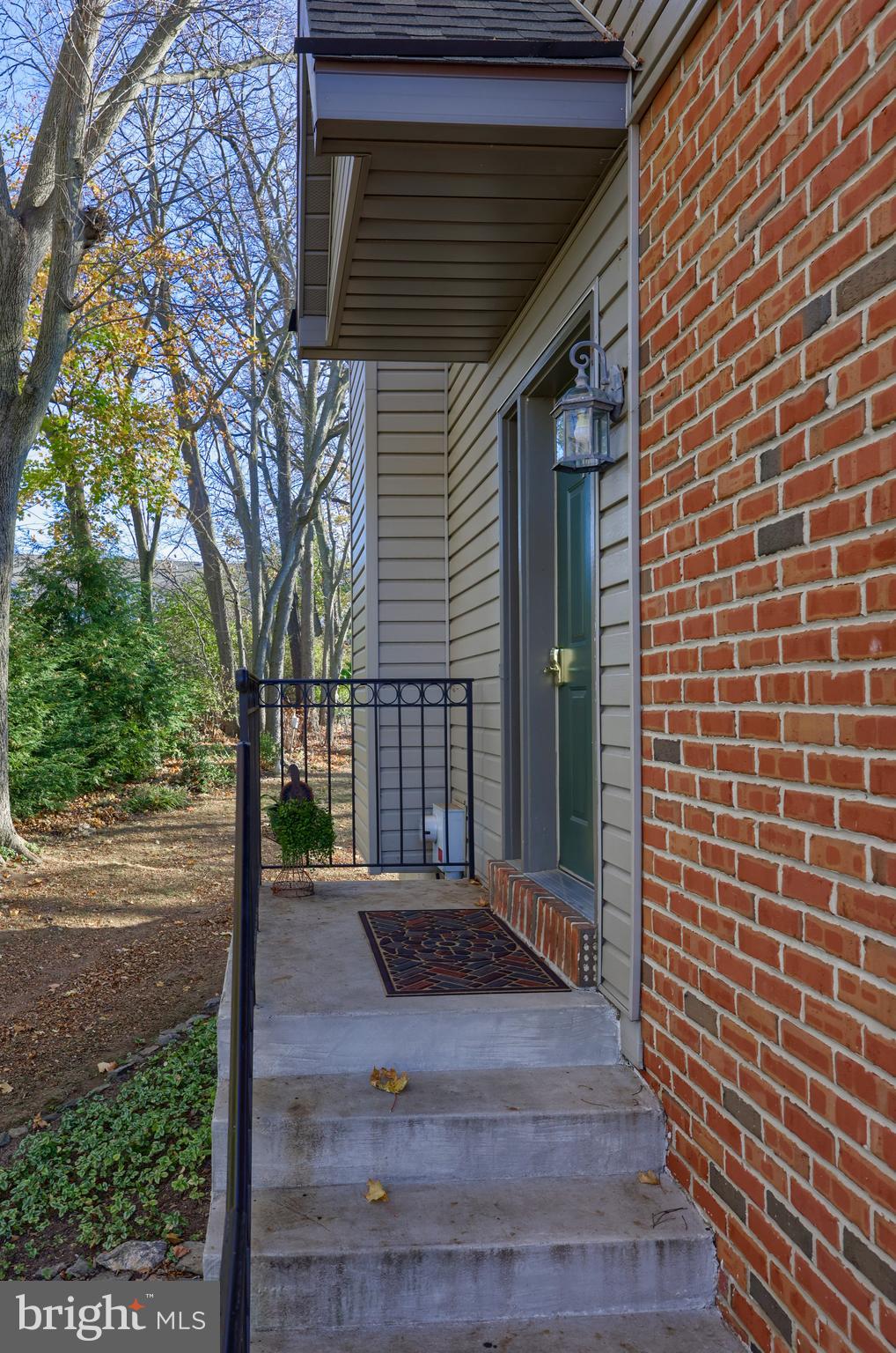 146 River Bend Park Lancaster, PA 17602 - Photo 6 of 63