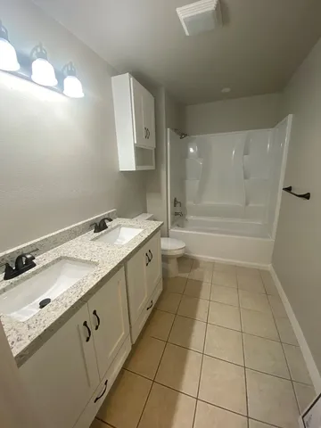 $1,700 | 518 Peterson Drive, Kerrville, TX 78028