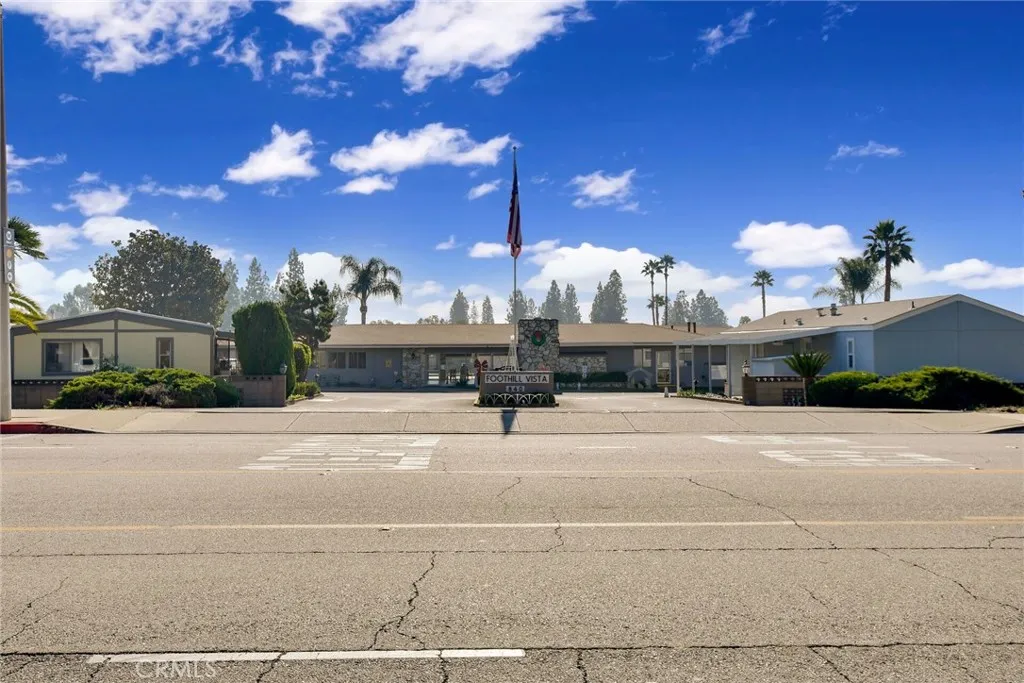 840 Foothill, Unit 27 Azusa, CA 91702 - Photo 29 of 30 Gallery Image 29